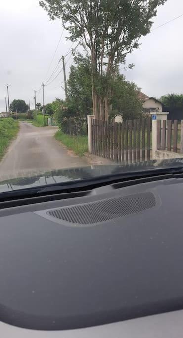 Charmant T2, Cl 3 Etoiles, 4 Lits, 4 Personnes Et 1Enfant, Parking Et Terrasse Saint-Sever  Esterno foto